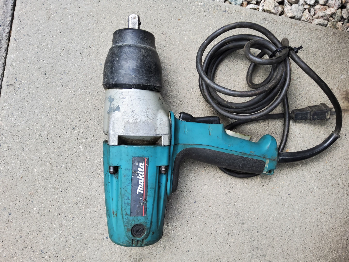 Makita TW0350 Impact Wrench