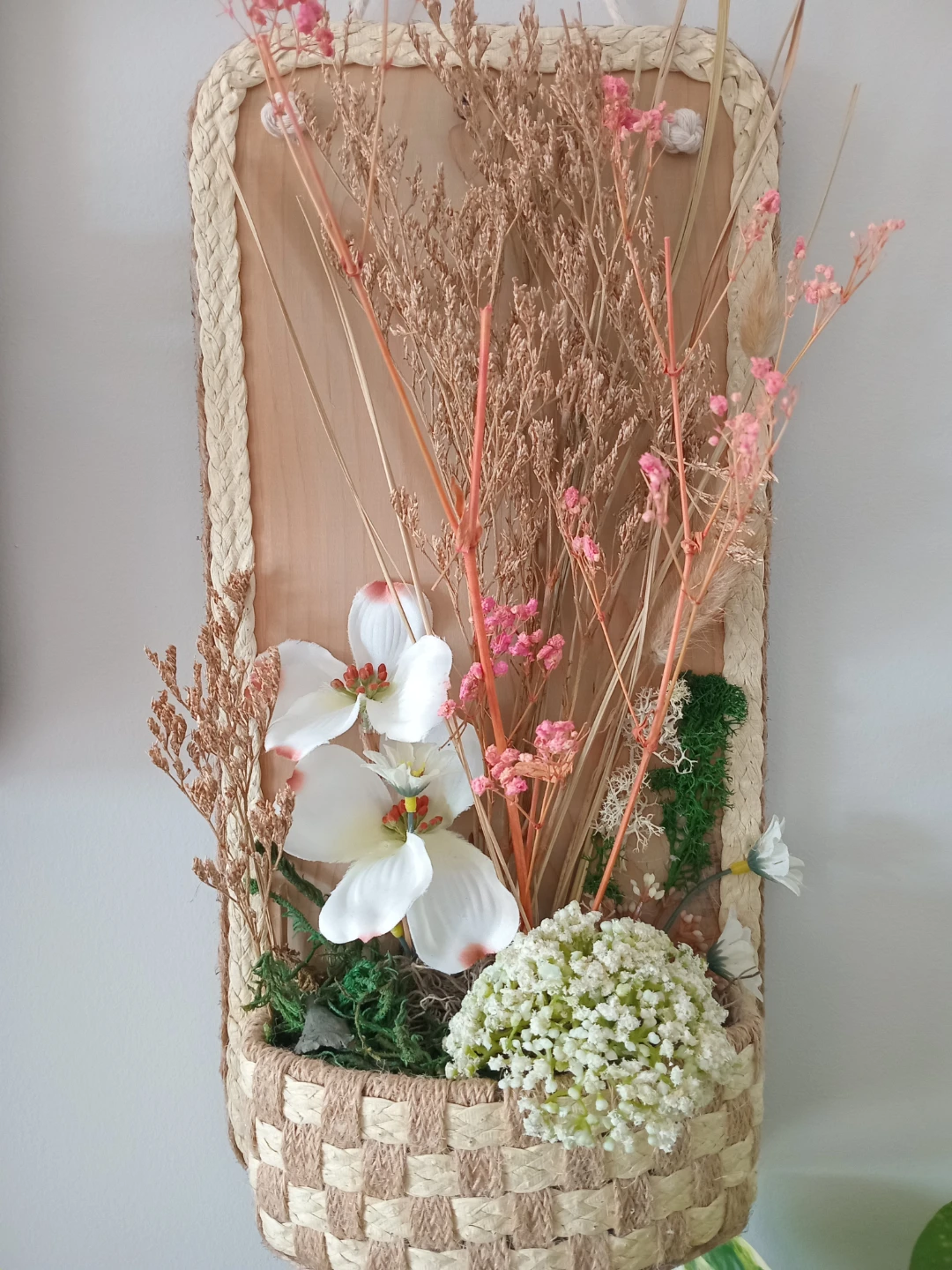 Wall hanging dried flower arrangement
