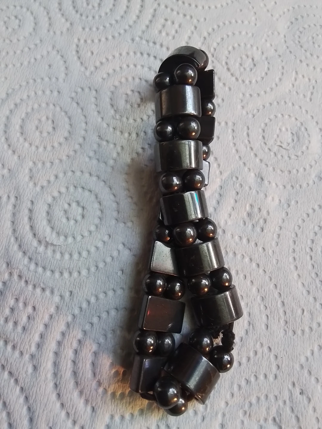 Magnetic hematite beaded bracelet - photo 2