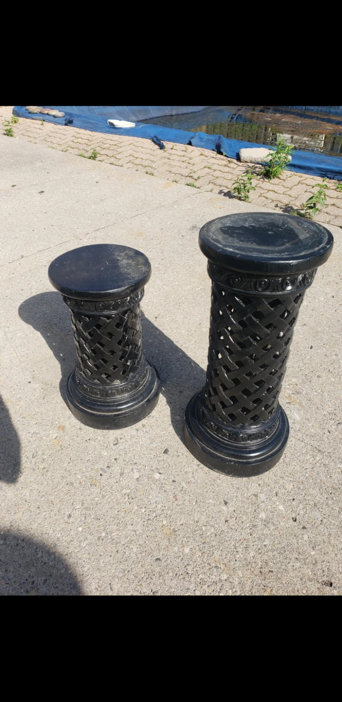 Garden Pedestal Stands
