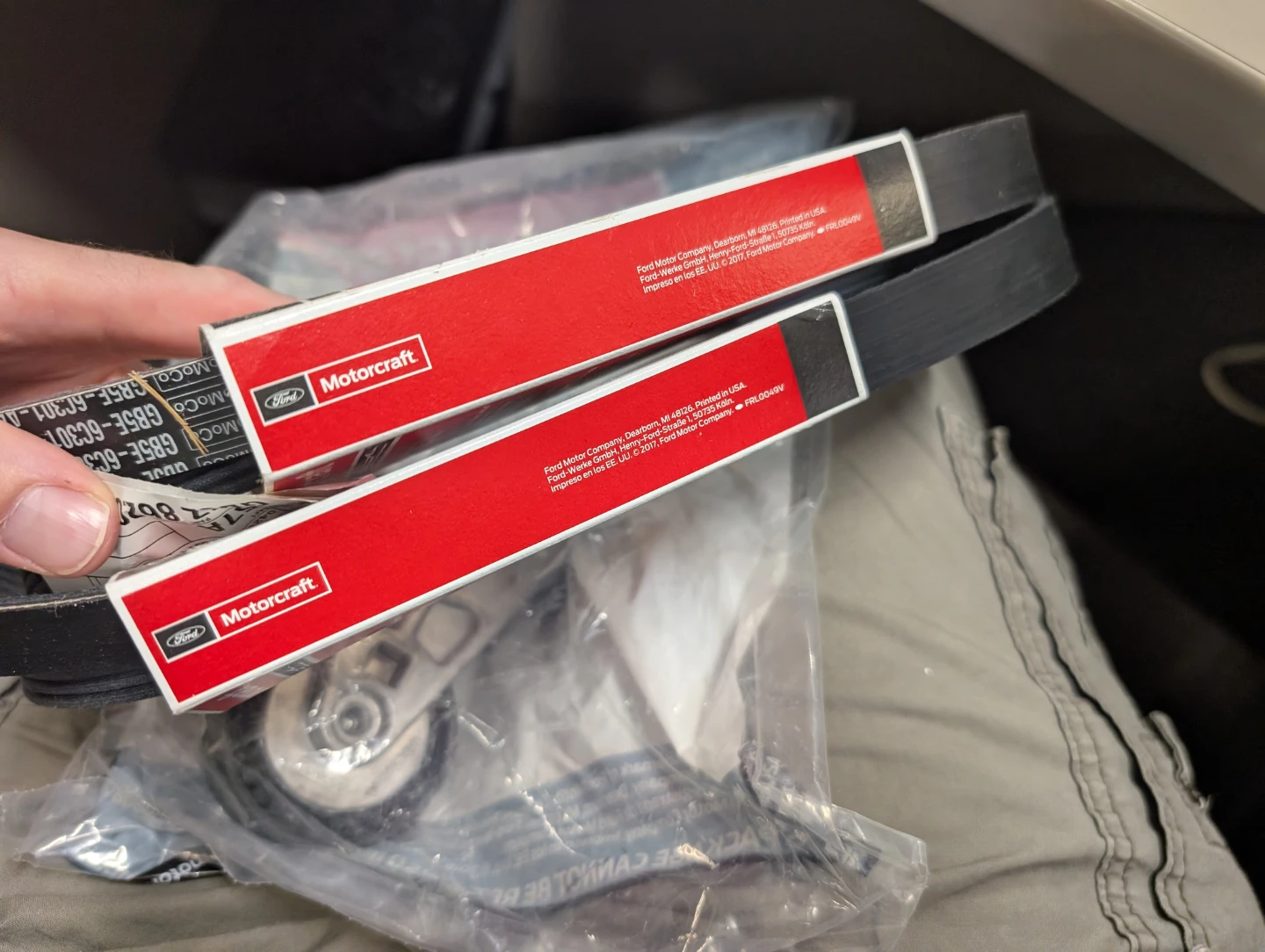 Motorcraft Tensioner and Drive Belt Set - photo 5