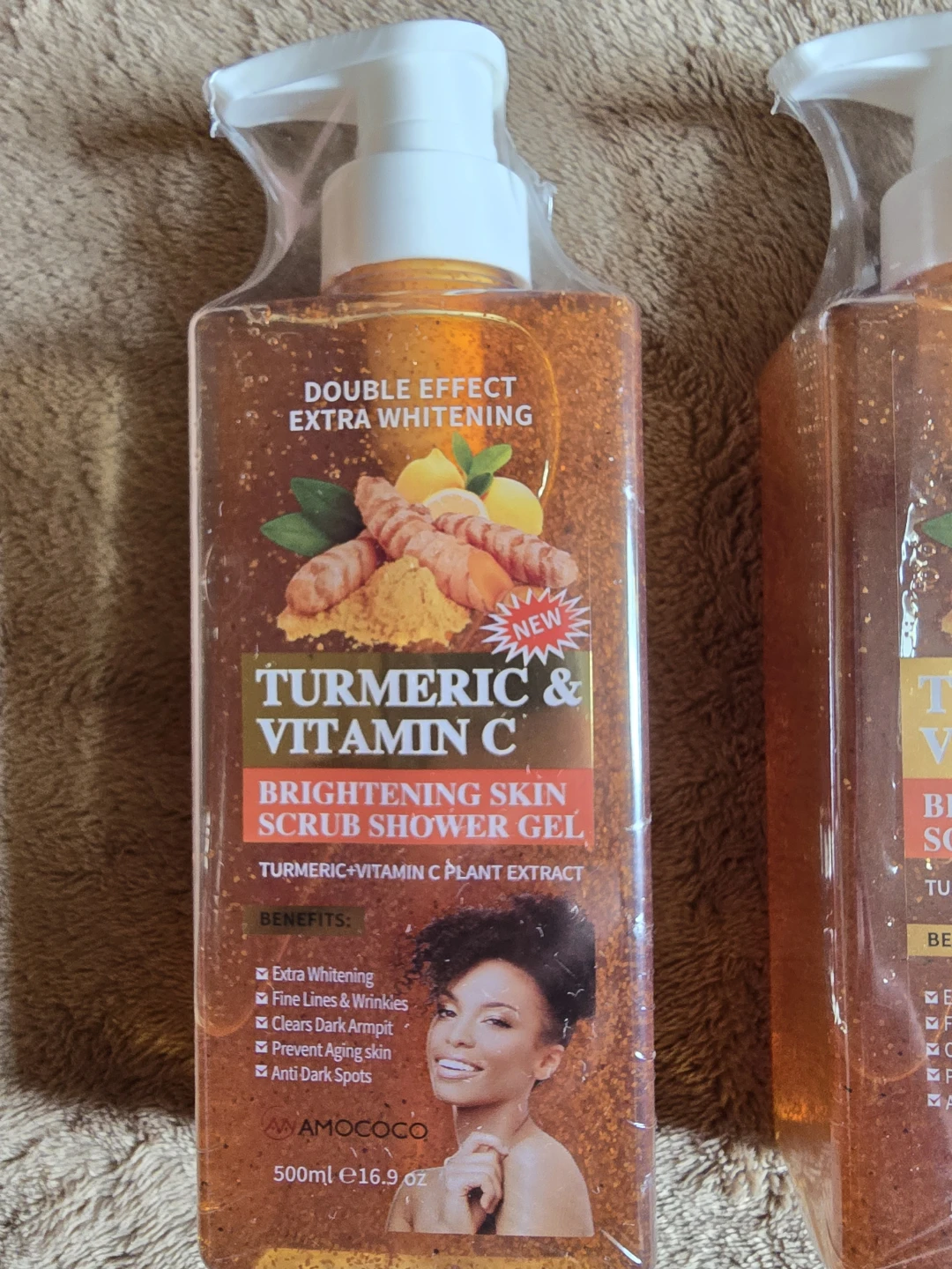 Amococo Turmeric & Vitamin C Shower Gel Bottles