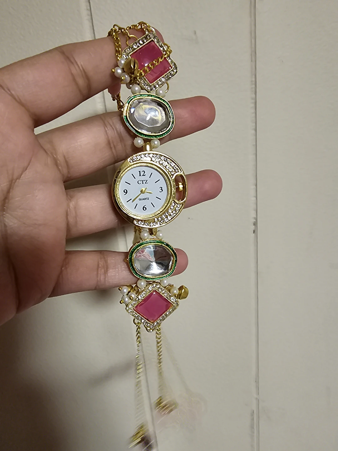 CTZ Quartz Decorative Bangle Watch