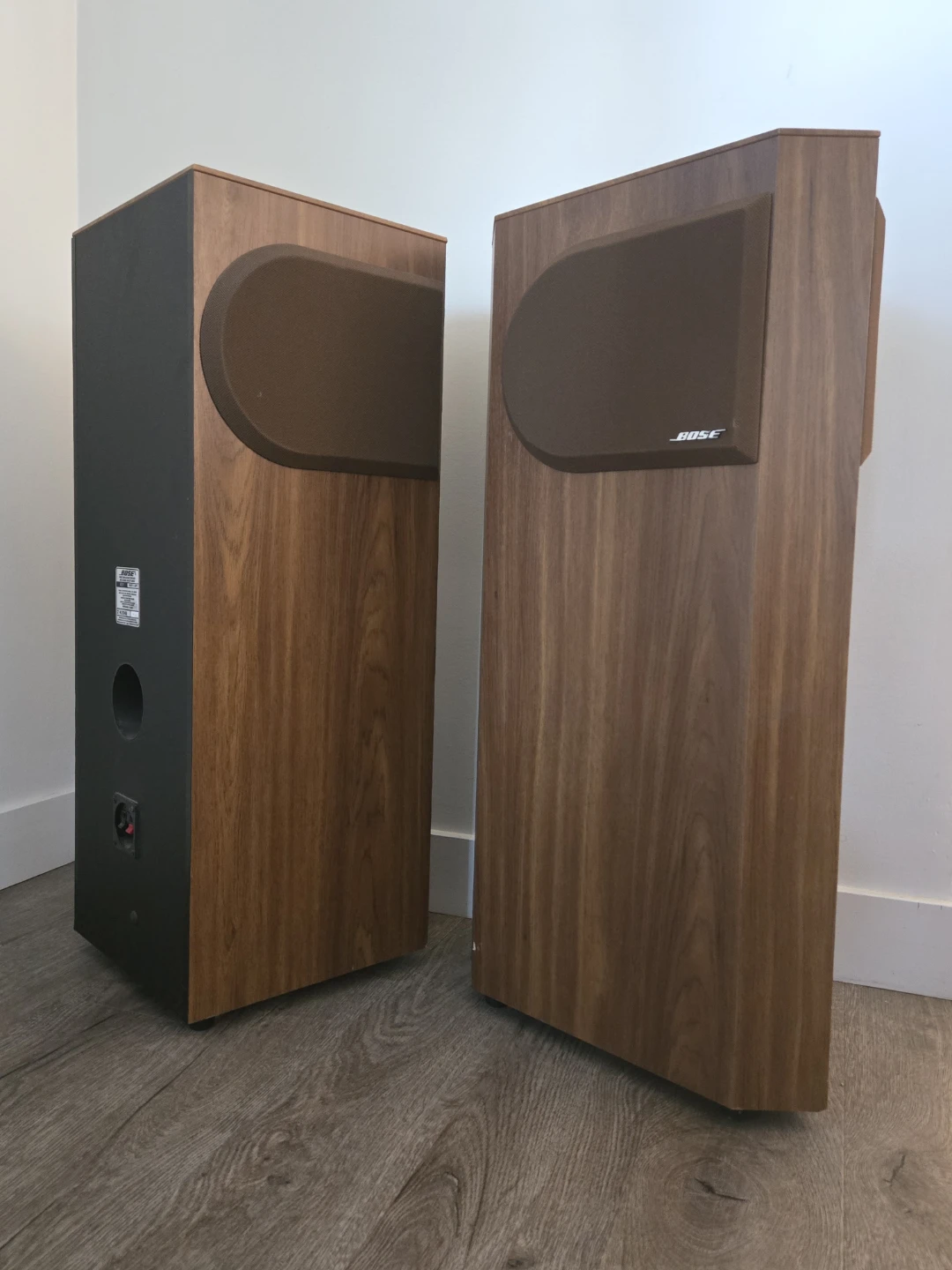 Bose 401 Speakers, Pair