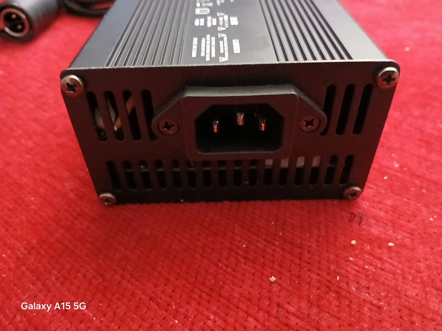 Guangzhou Electrony P2210 Lithium Battery Charger - photo 3