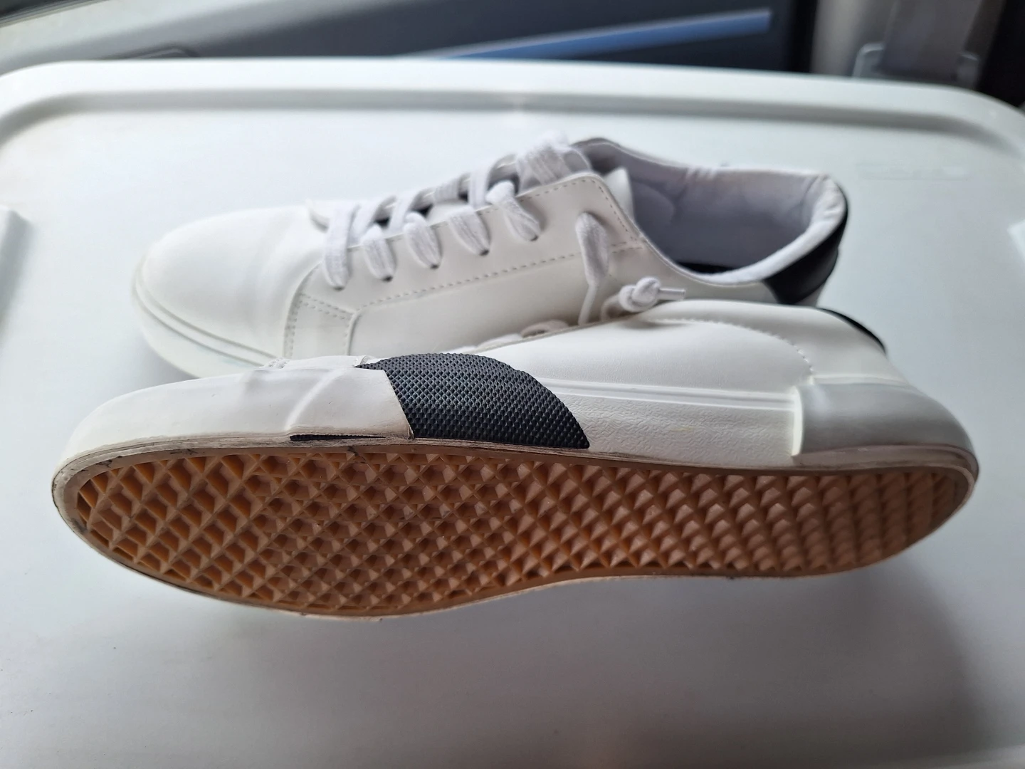 mySTYLE White Sneakers Size 10 (Kit Cat Club rescue) - photo 2