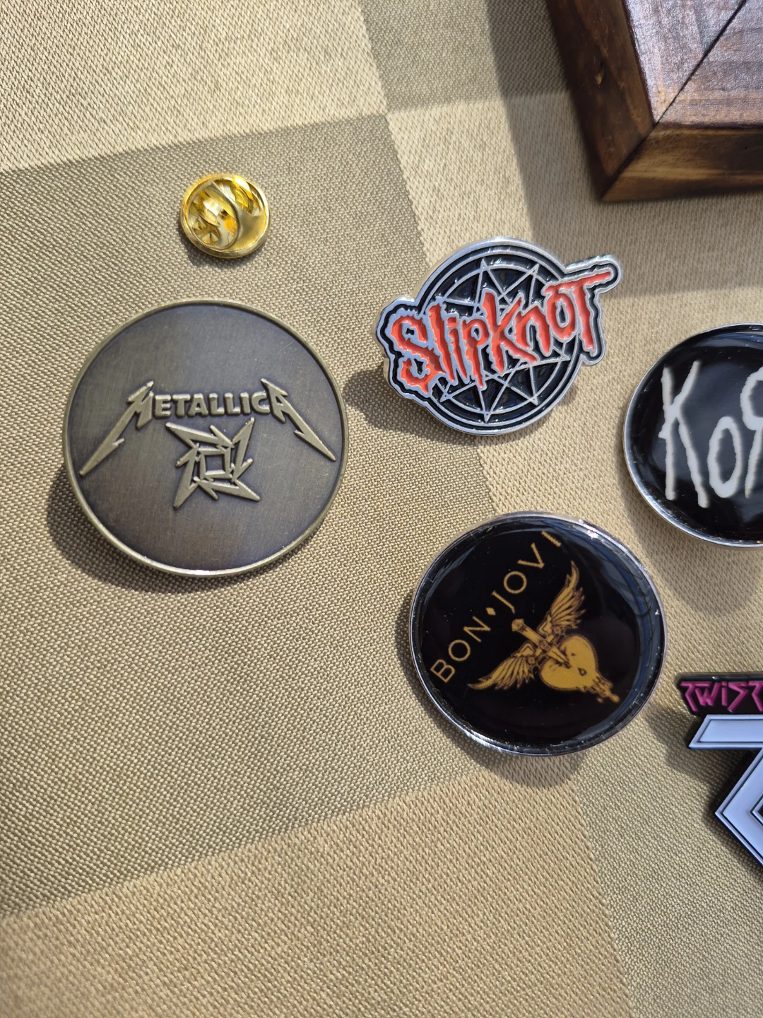 Collectible Band Lapal Hat Pins - photo 2