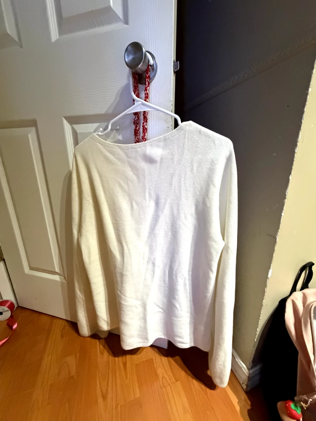 Uniqlo Off-White Knit Sweater