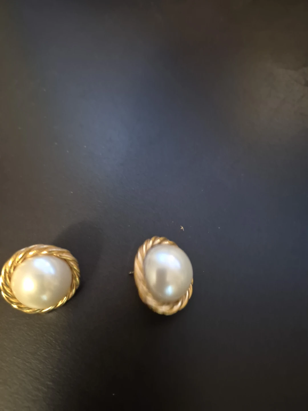 Vintage Gold Tone Faux Pearl Earrings for pierced ears
