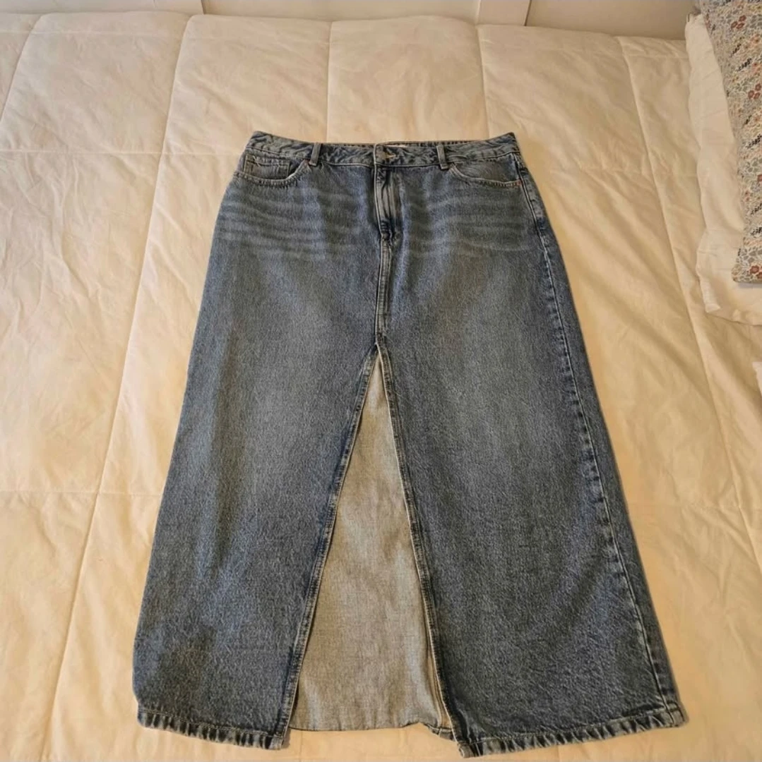 Denim maxi skirt
