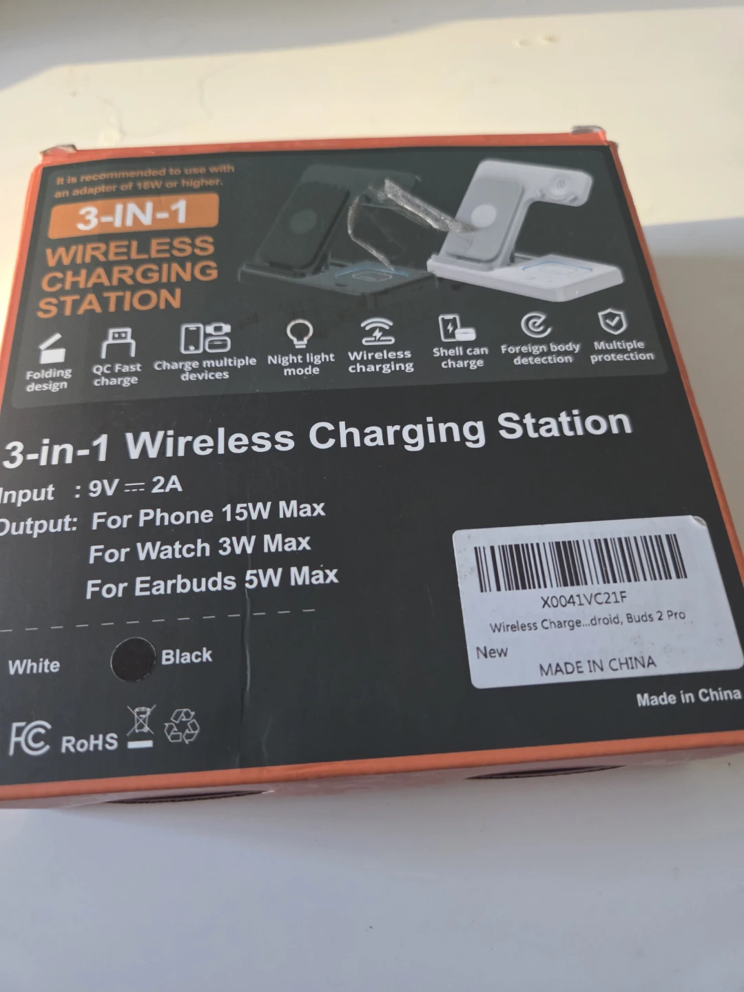 3-in-1 Wireless Charging Station - photo 4