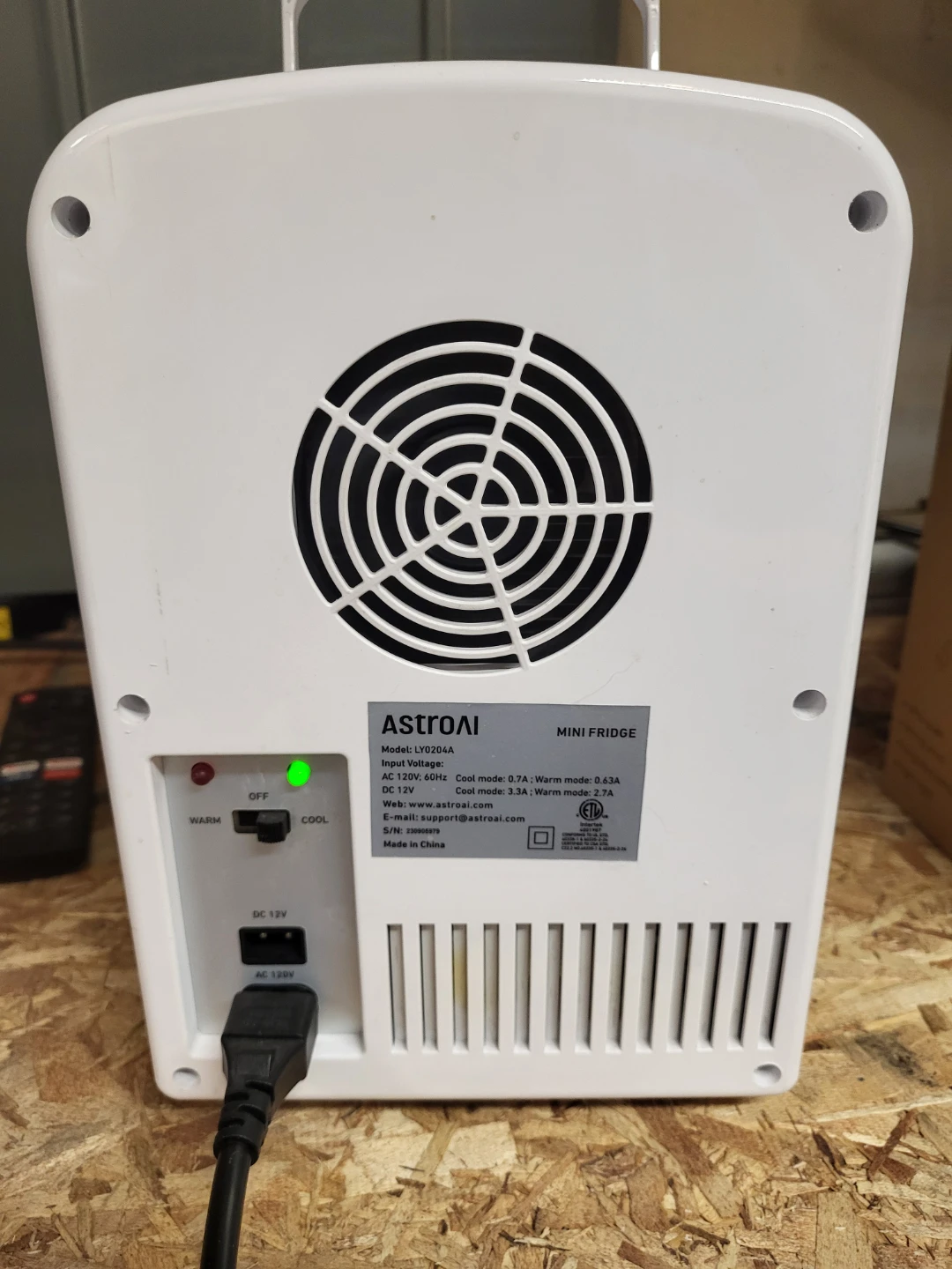 AstroAI Mini Fridge - photo 2