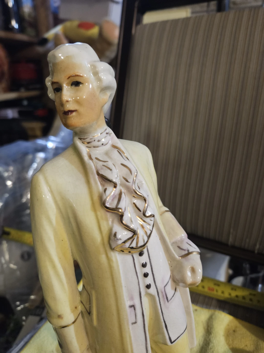 Vintage Porcelain Colonial Gentleman Figurine - photo 3