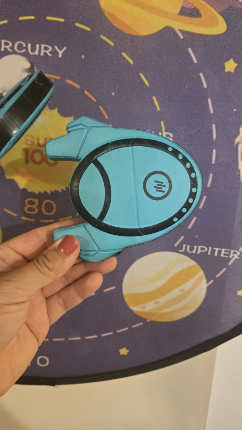 Space Themed Dart Board Game - photo 3