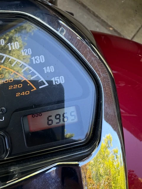 Suzuki M109 Motorcycle 2007 - photo 3