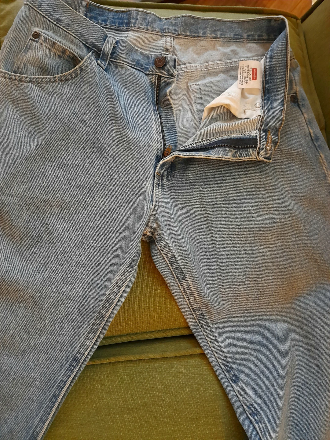 Wrangler Jeans - Men's Size 32x30 - photo 3