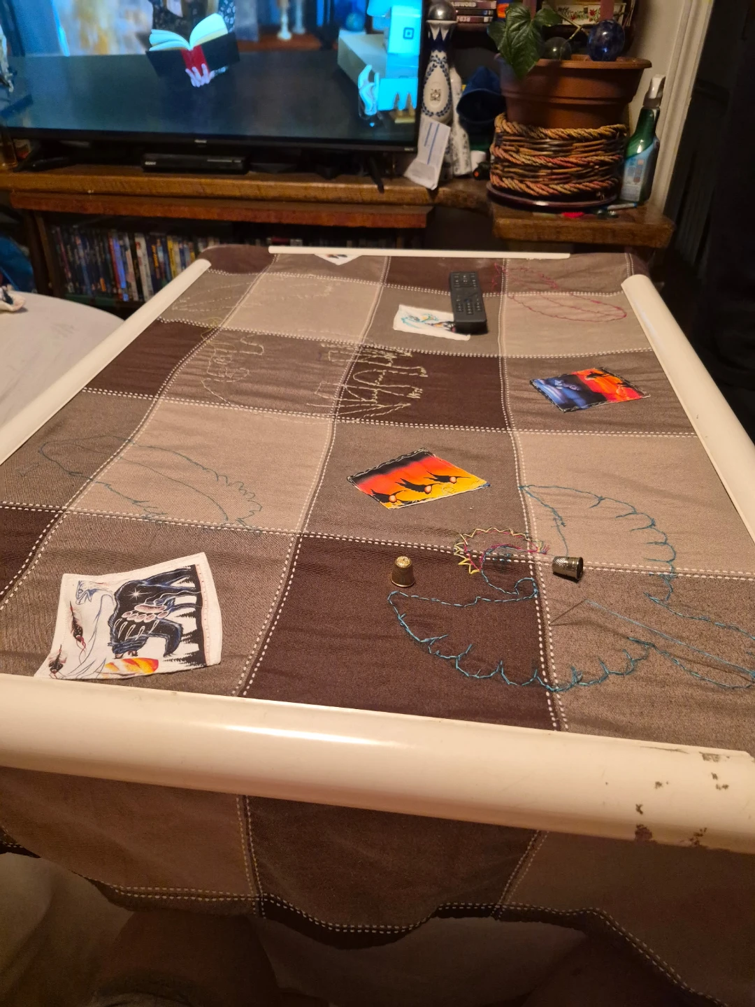 Handmade Quilt with Wildlife Embroidery - photo 2