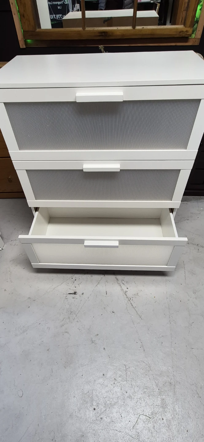 White 3-Drawer Dresser - photo 3