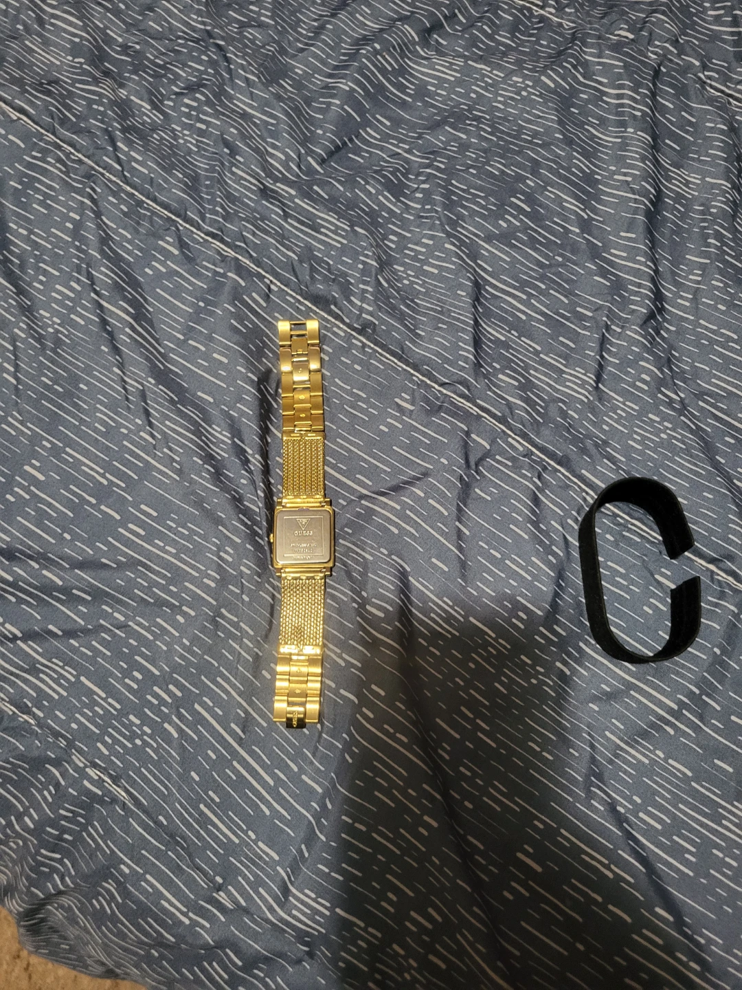 Gold Guess Watch with Rhinestones - photo 3