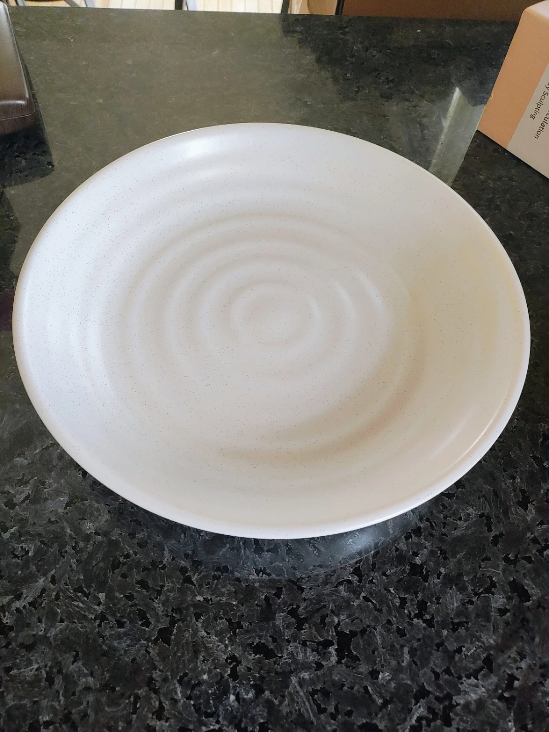 Robert Gordon Porcelain Plate and Trio Egg Shaped Dish - photo 4