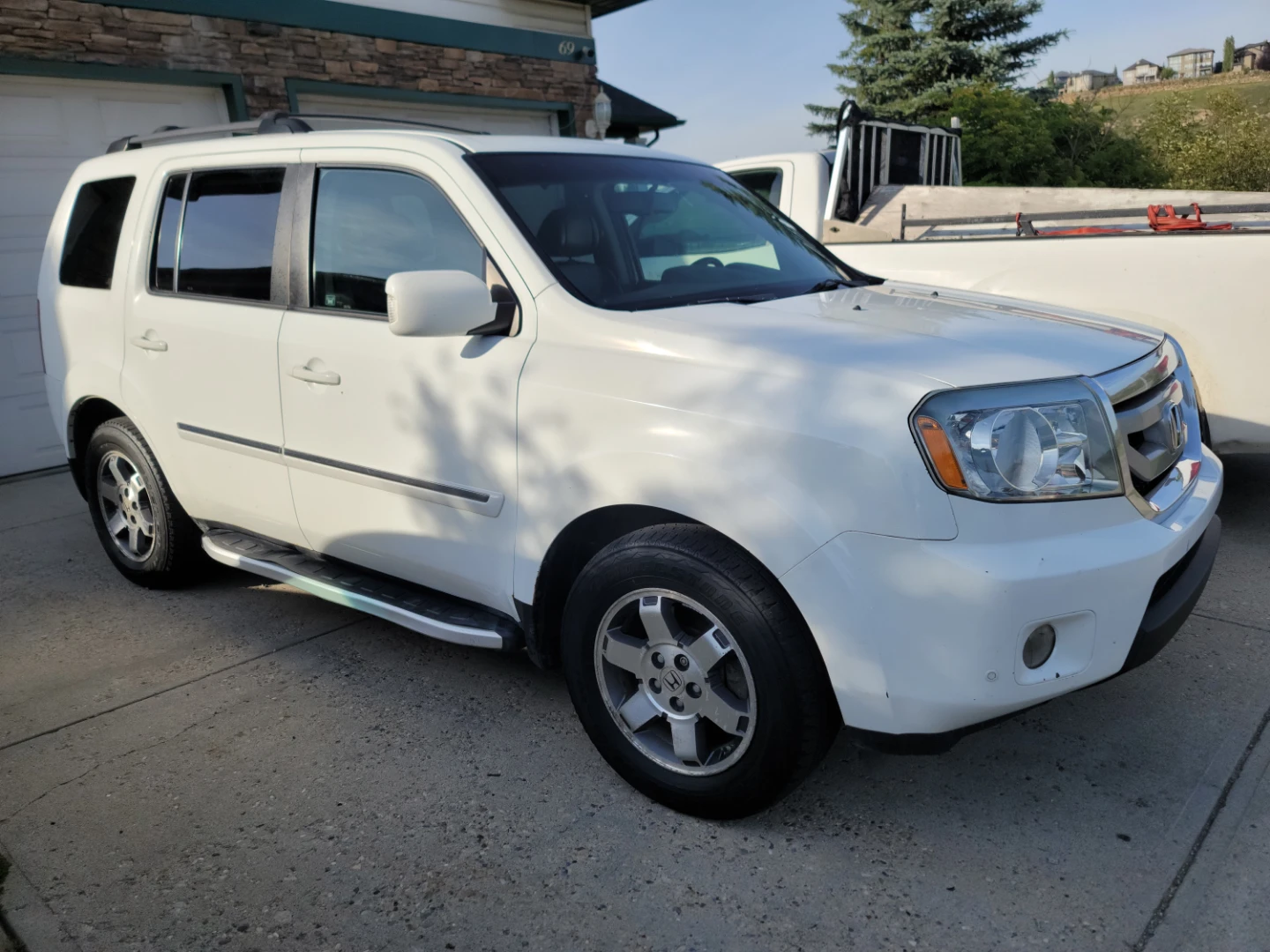 2010 White Honda Pilot SUV - photo 5