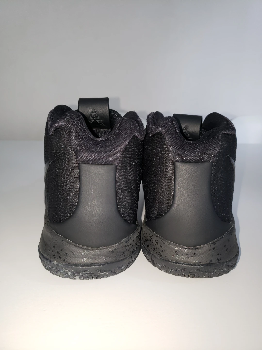 Nike Kyrie 4 Black Basketball Shoes - photo 4