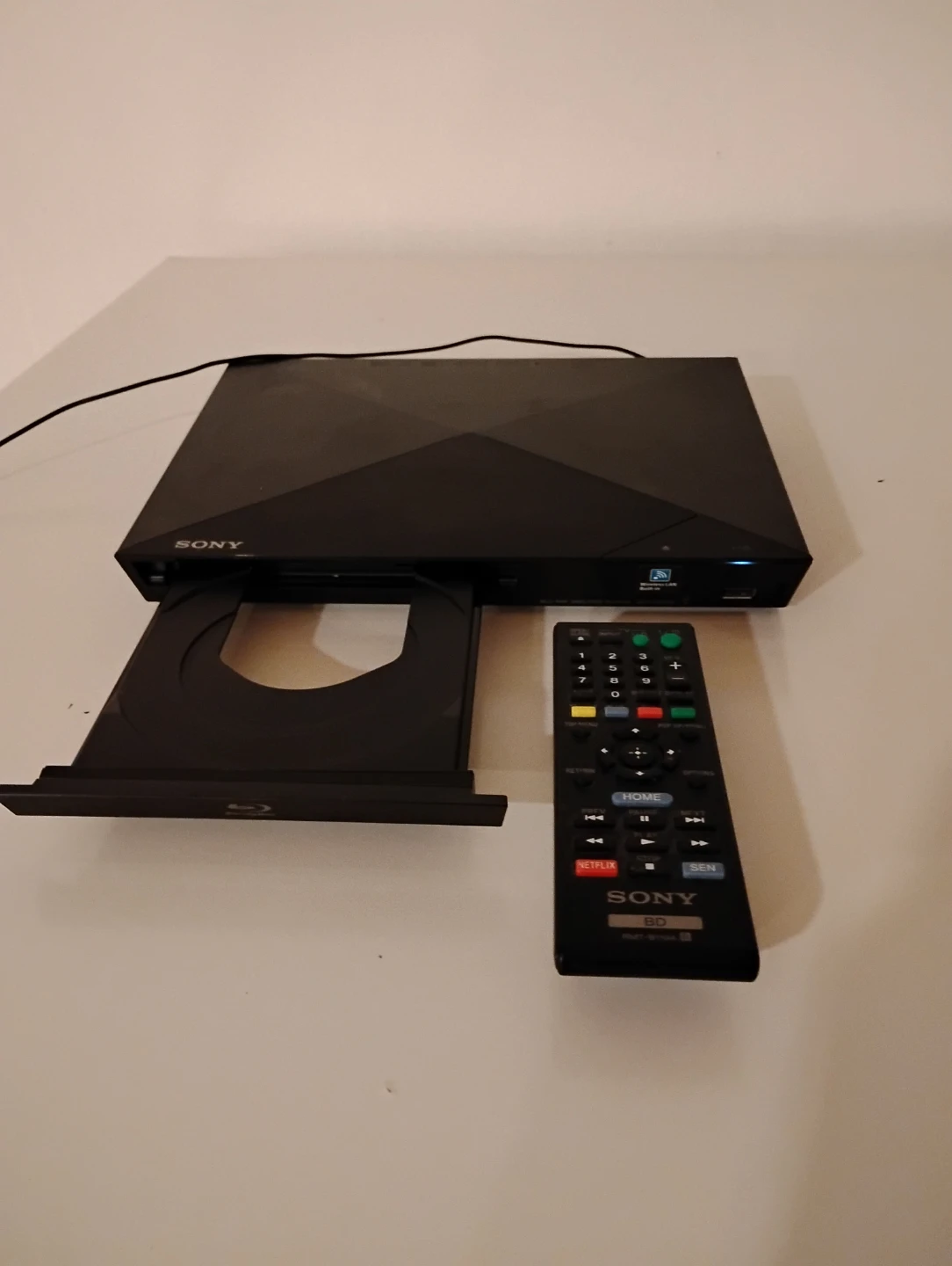 Sony Blu-ray Disc Player with Remote - photo 2