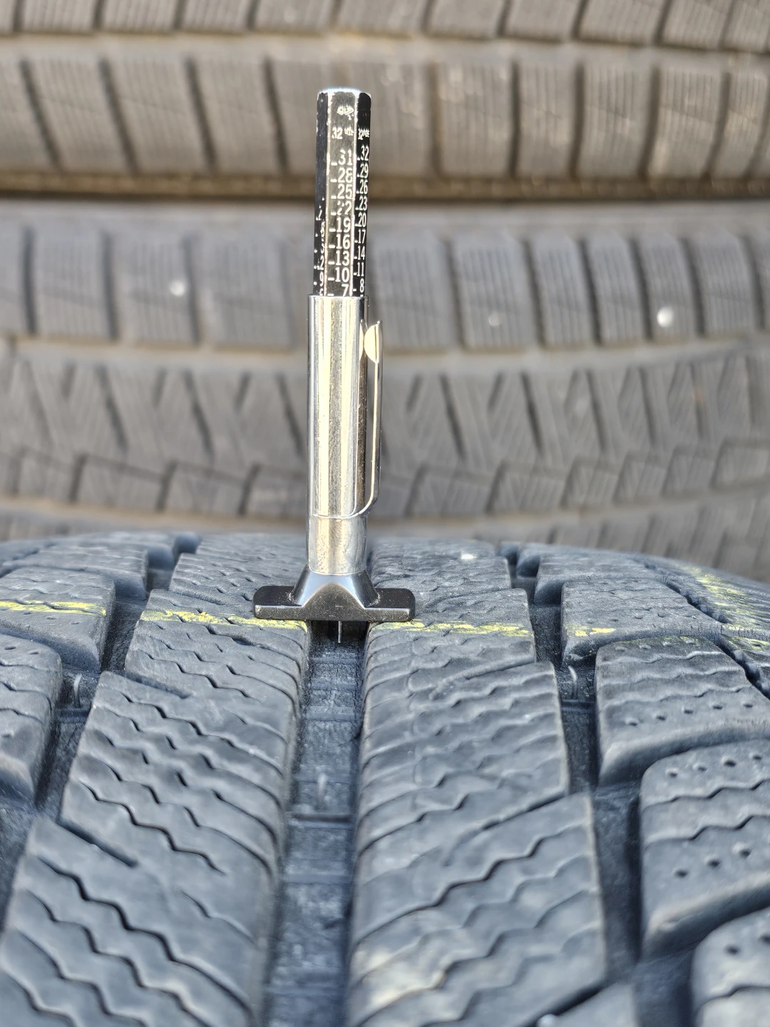 MERCEDES BENZ GLC WINTER TIRES ON ALLOY RIMS - photo 4