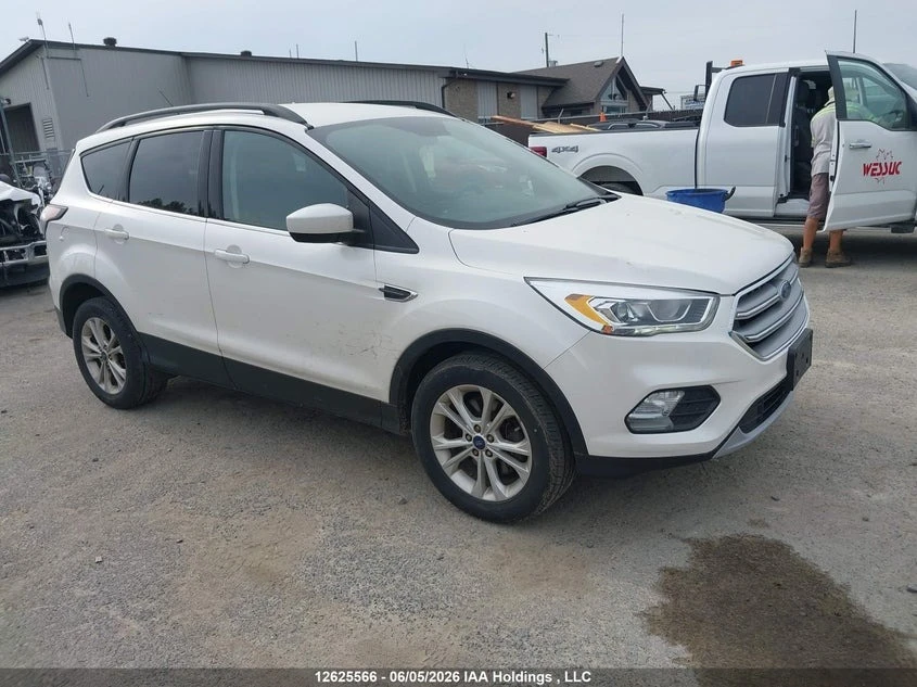 White Ford Escape SE - photo 5