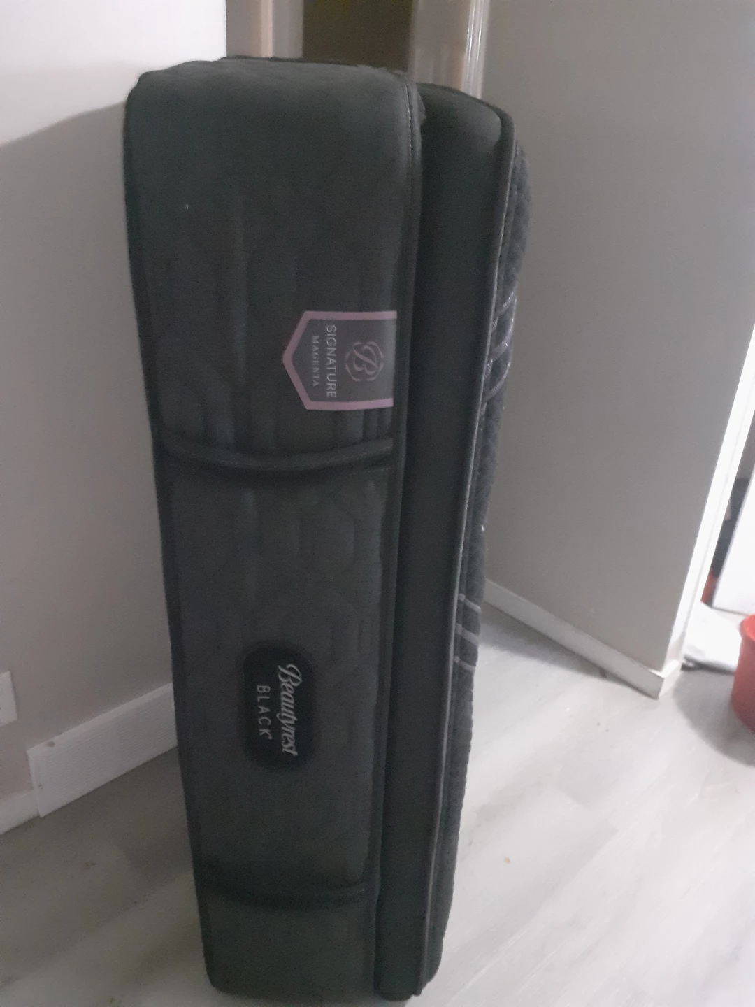 Queen pillowtop mattress for sale - photo 2