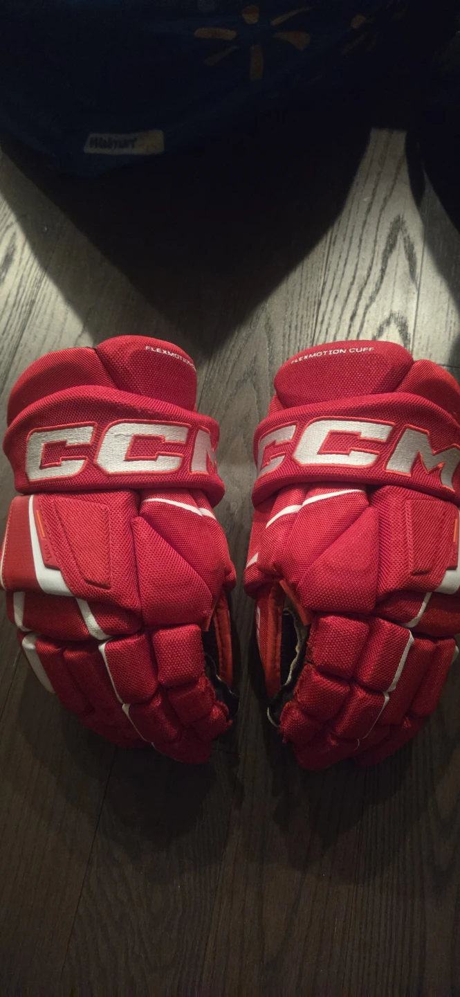 CCM Tacks XF Hockey Gloves - photo 2