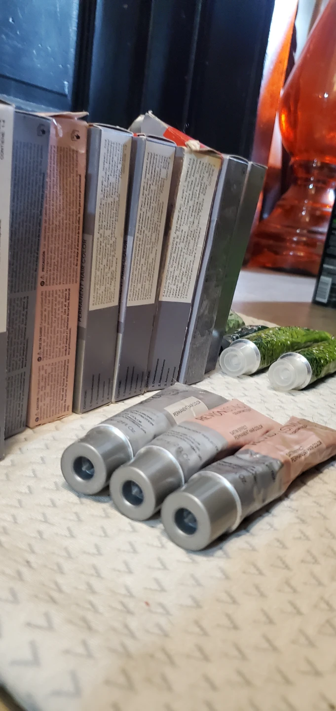 Assorted Revlonissimo Professional Hair Colour Collection - photo 3