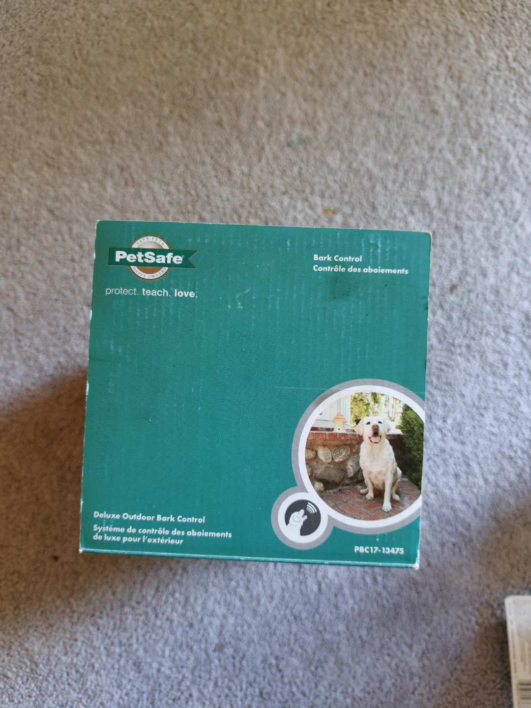 The PetSafe deluxe outdoor bark control. - photo 3