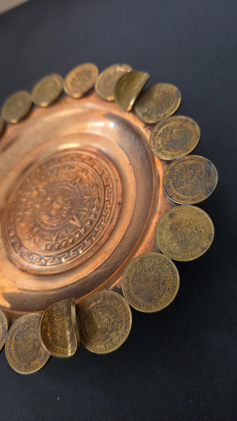Vintage Copper ash tray with Mexican Coins - photo 2