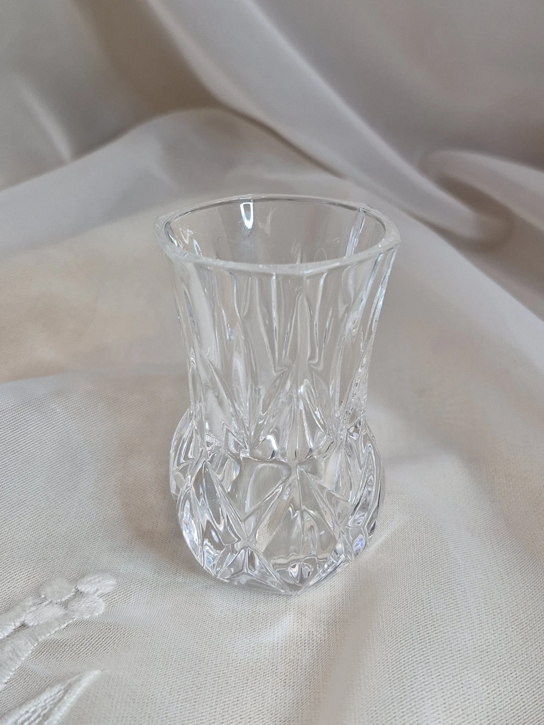 Beautiful Vintage Crystal 3 1/4" x 2" Little Posy Style... - photo 5