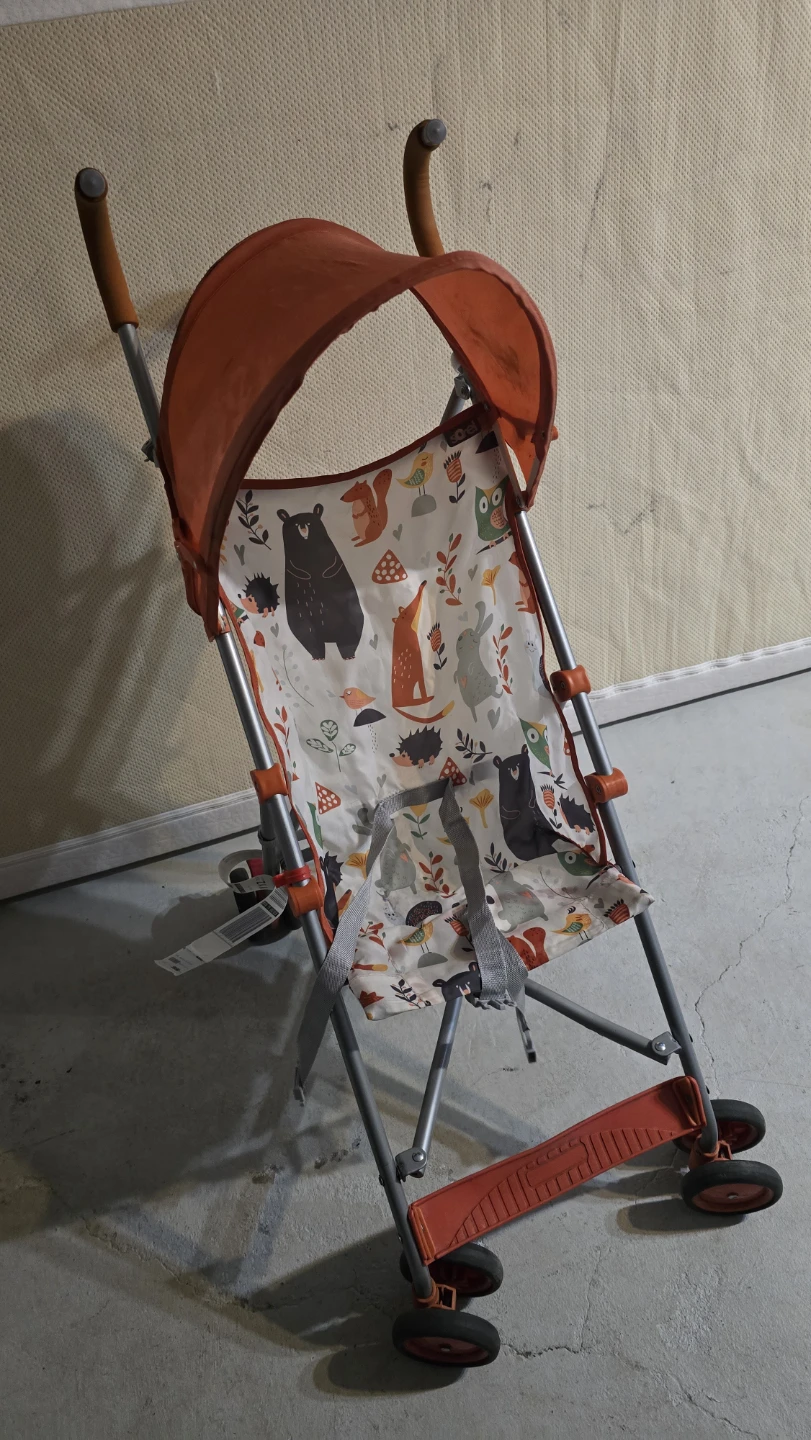 Stroller with Woodland Print
