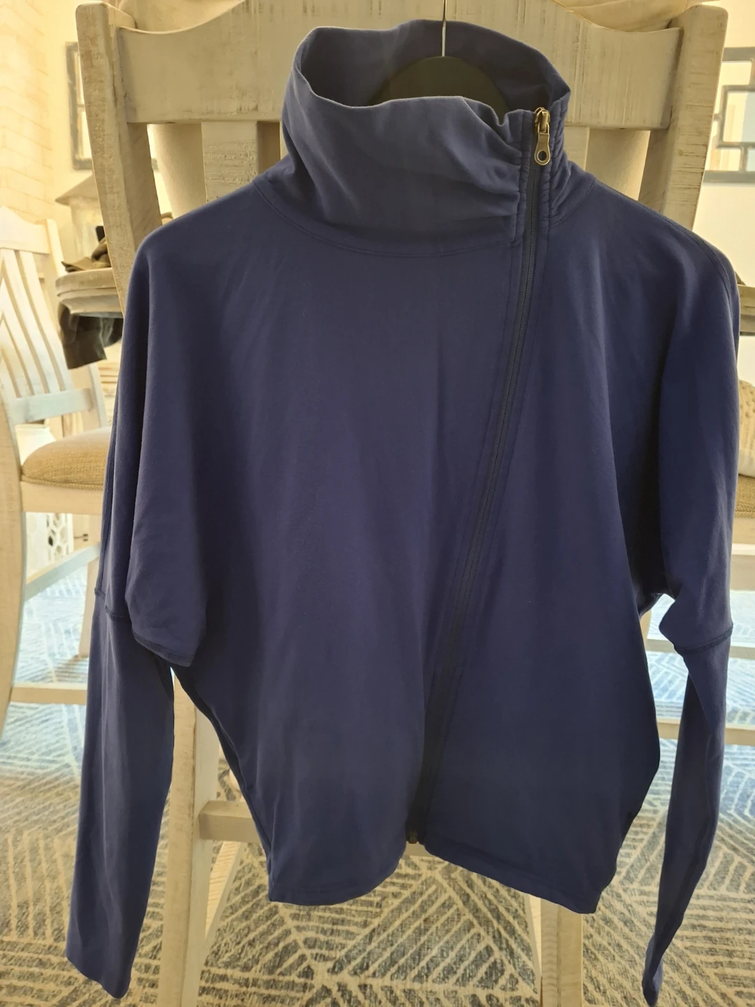 Beautiful yoga jacket.