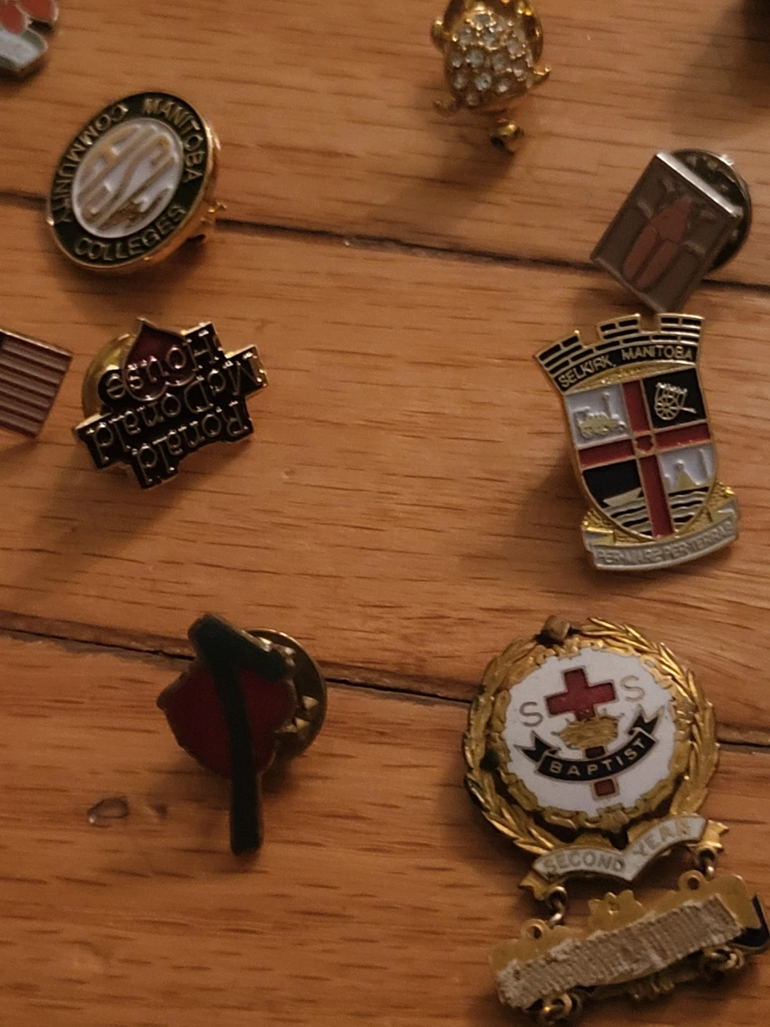 Collection of Assorted Lapel Pins - photo 4