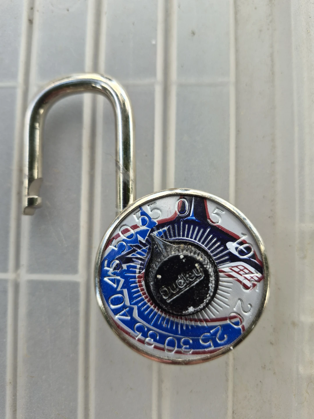 Dudley Combination Lock Vancouver Canucks