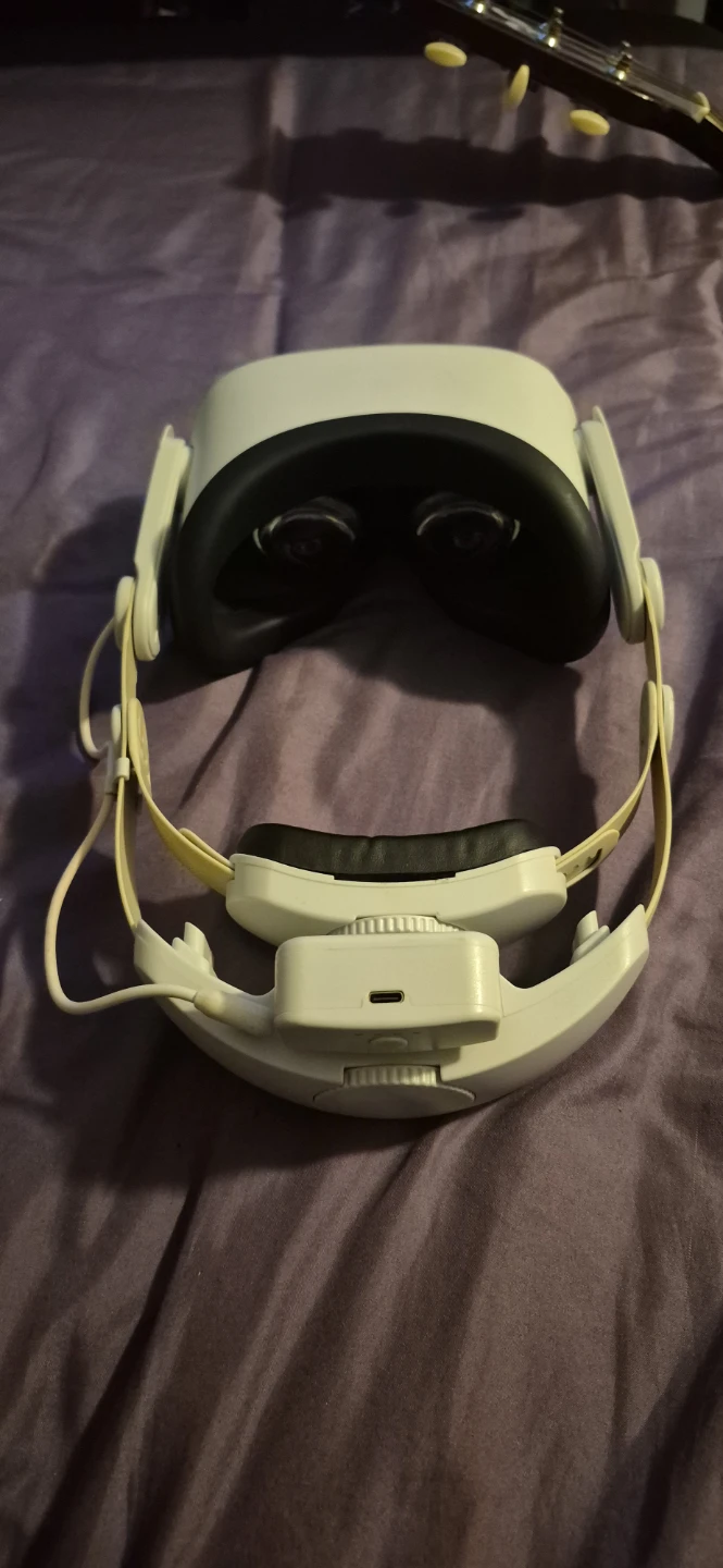 Meta quest 2 with battery headstrap