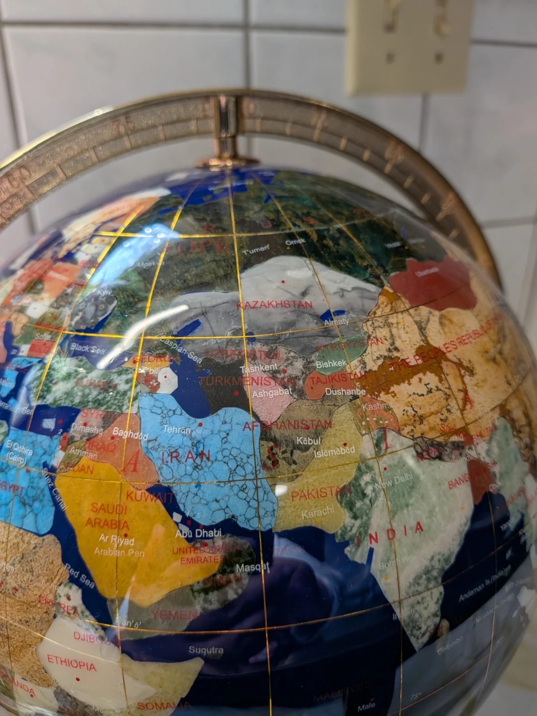 Decorative Gemstone Desk Globe - photo 3