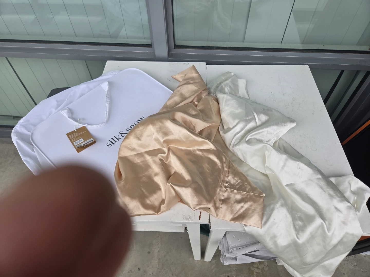 Silk & Snow Silk Pillowcases