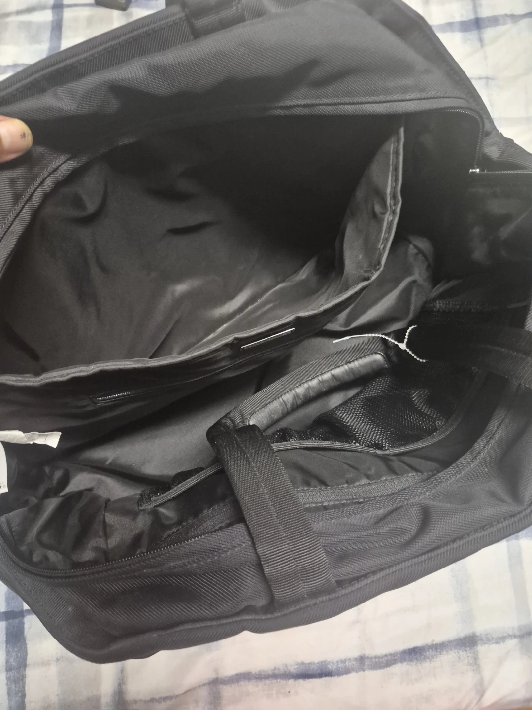 Lululemon Black Gym Bag - photo 2