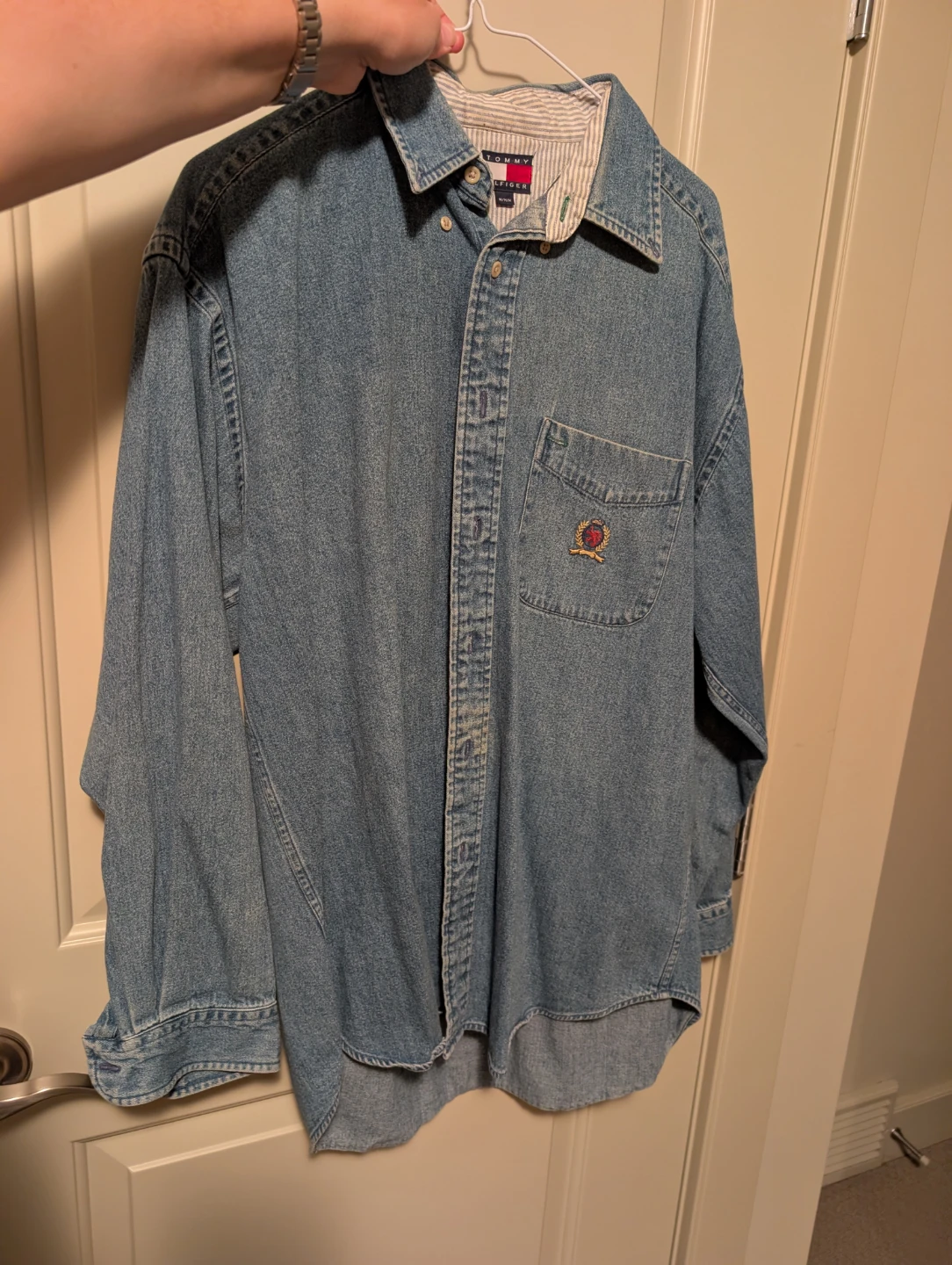 Tommy Hilfiger Denim Button-Down Shirt, size M
