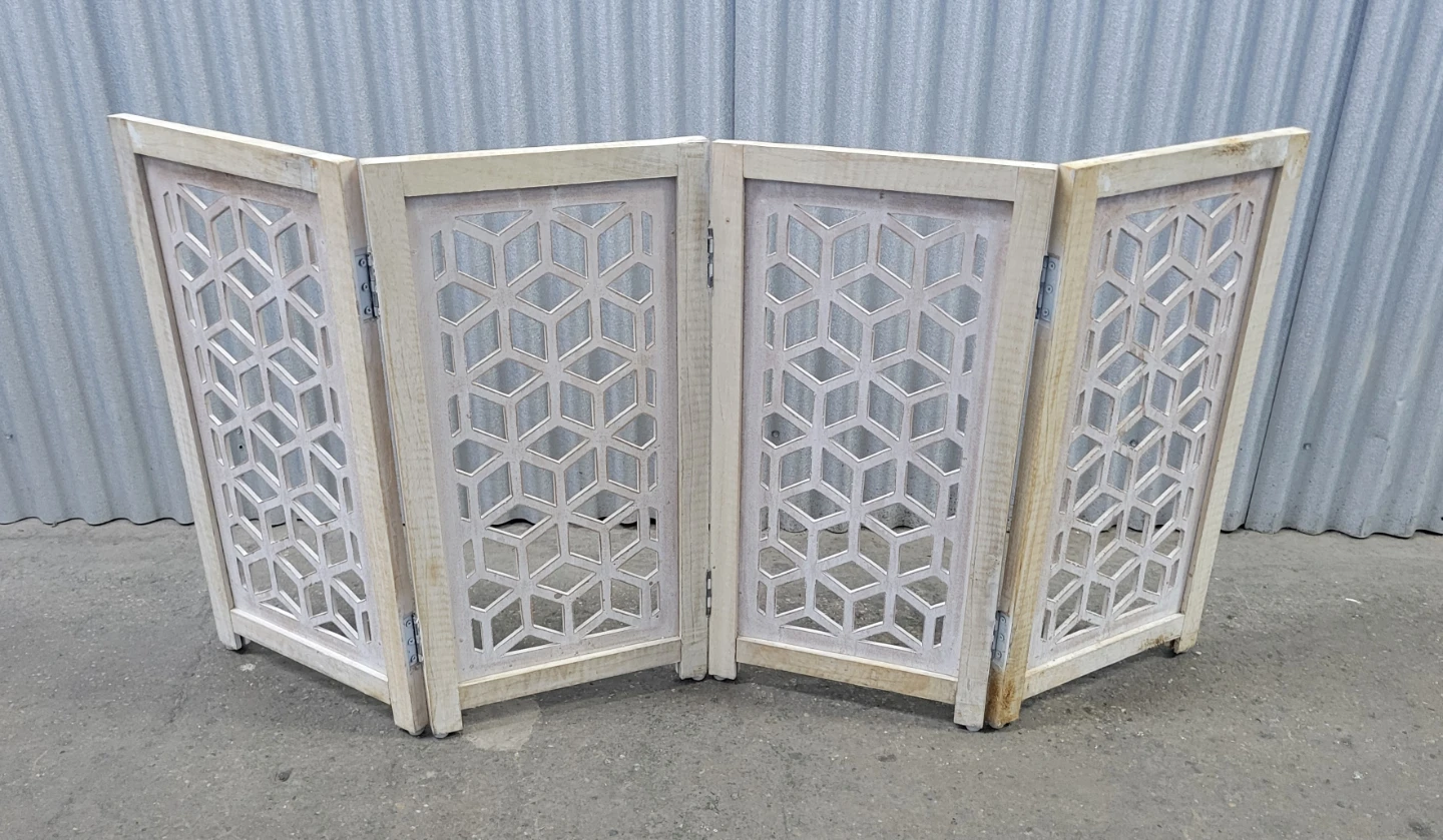 White Geometric Wood Room Divider - photo 3
