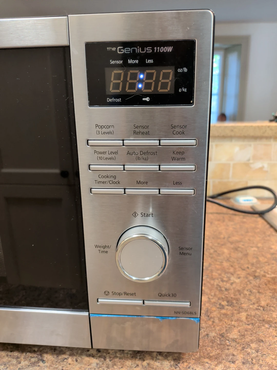 Panasonic The Genius 1100W Microwave - photo 2