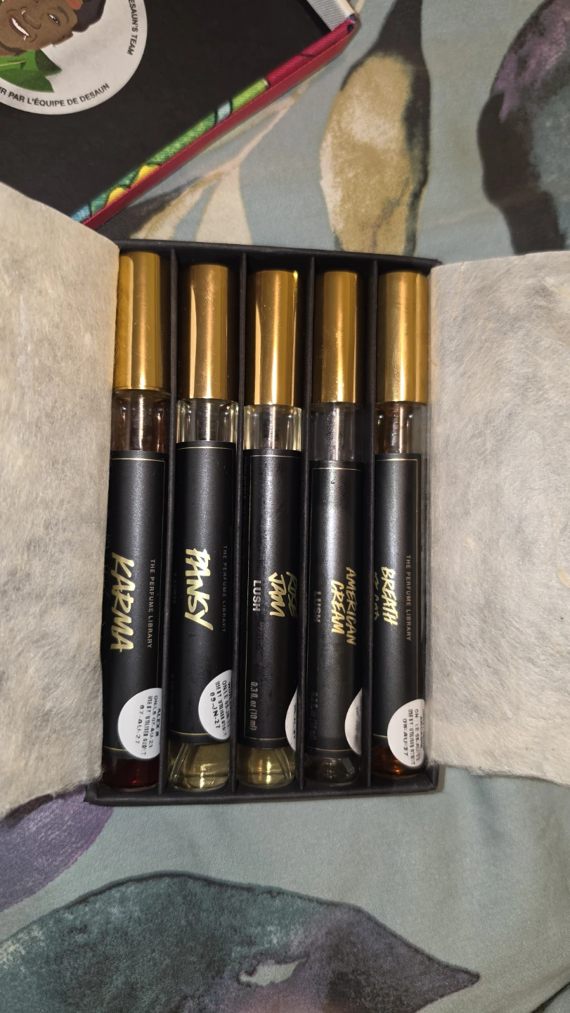 Lush Classics Perfume Discovery Box - photo 3