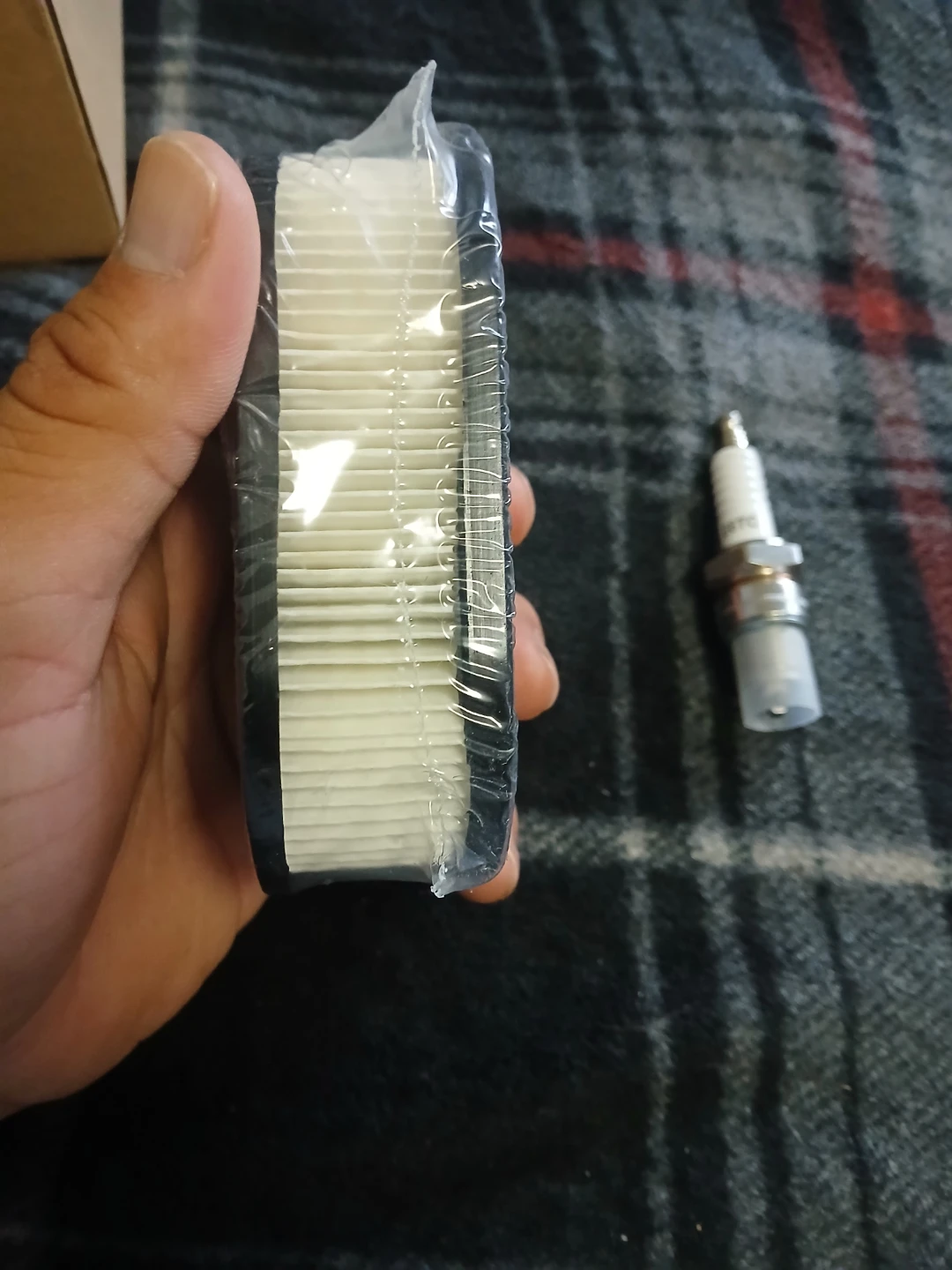 E6TC Spark Plugs and Air Filters Set - photo 2