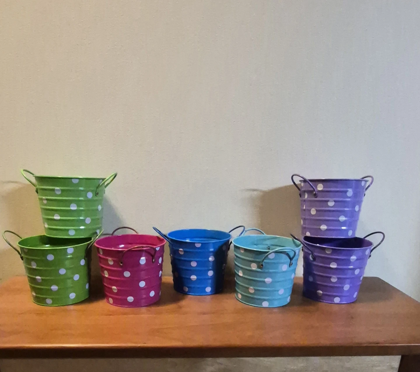 plant pots.  🏈