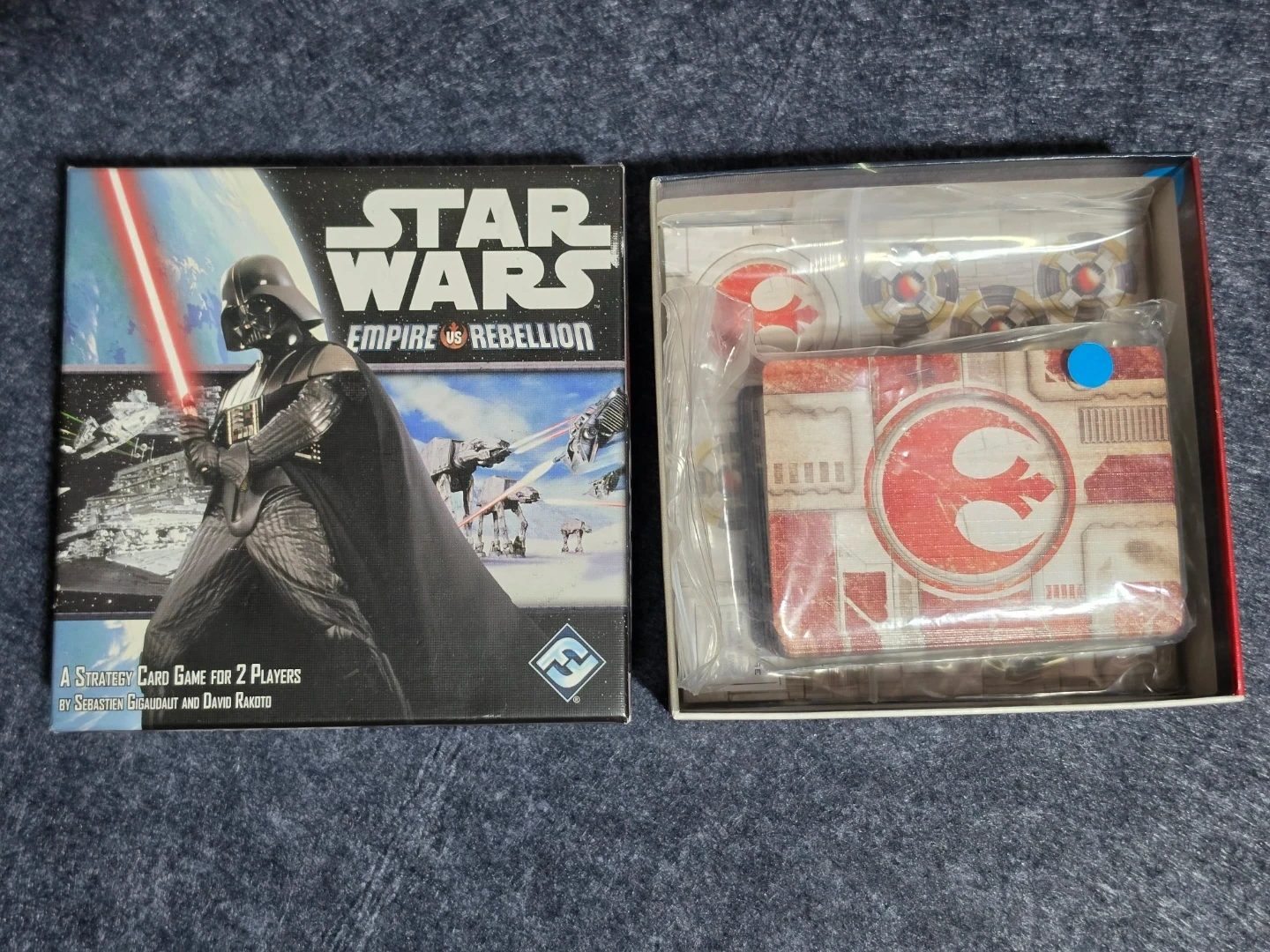 Star Wars Empire vs Rebellion Card Game 🏈